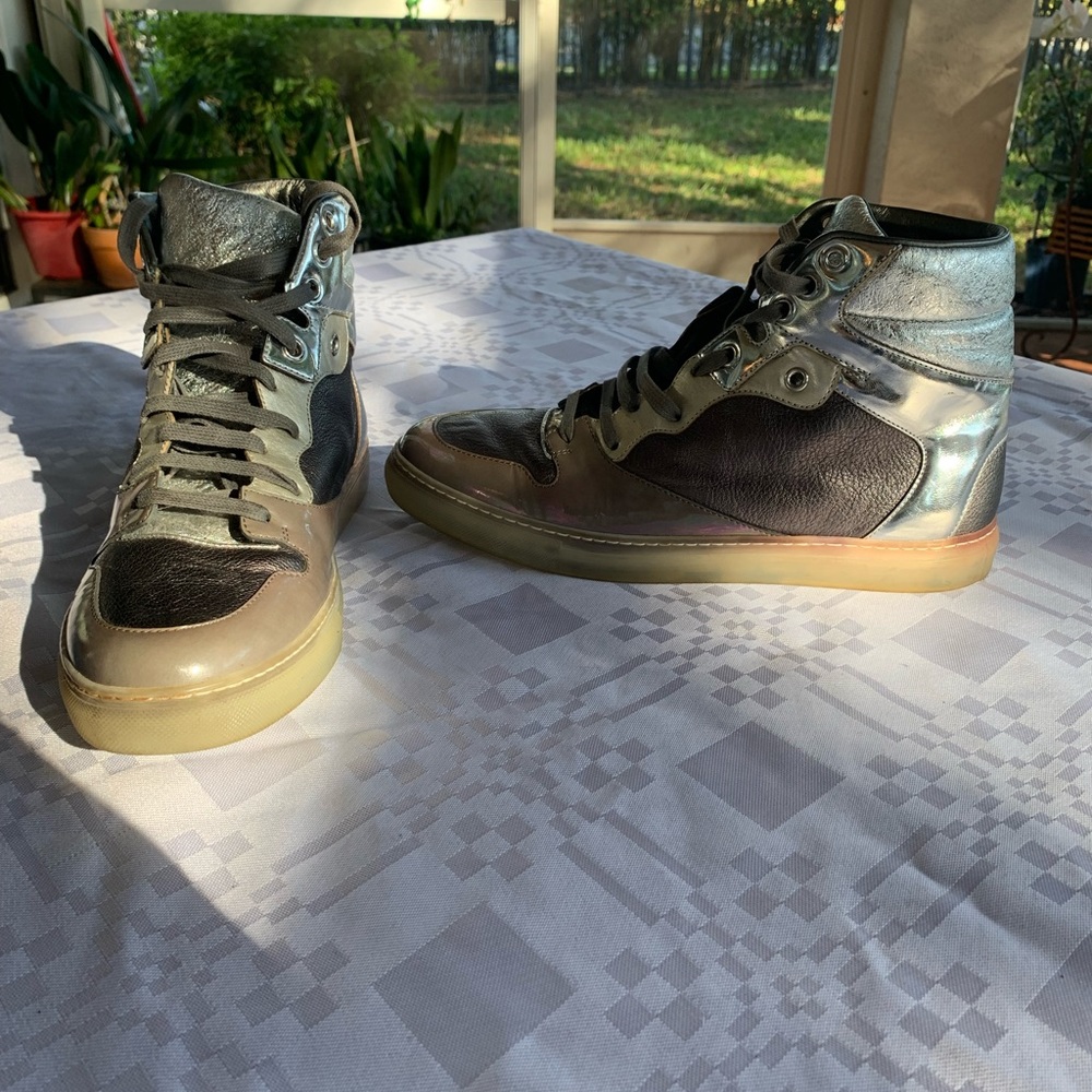 BALENCIAGA Size 7.5 Silver Metallic Leather High-Top Sneakers